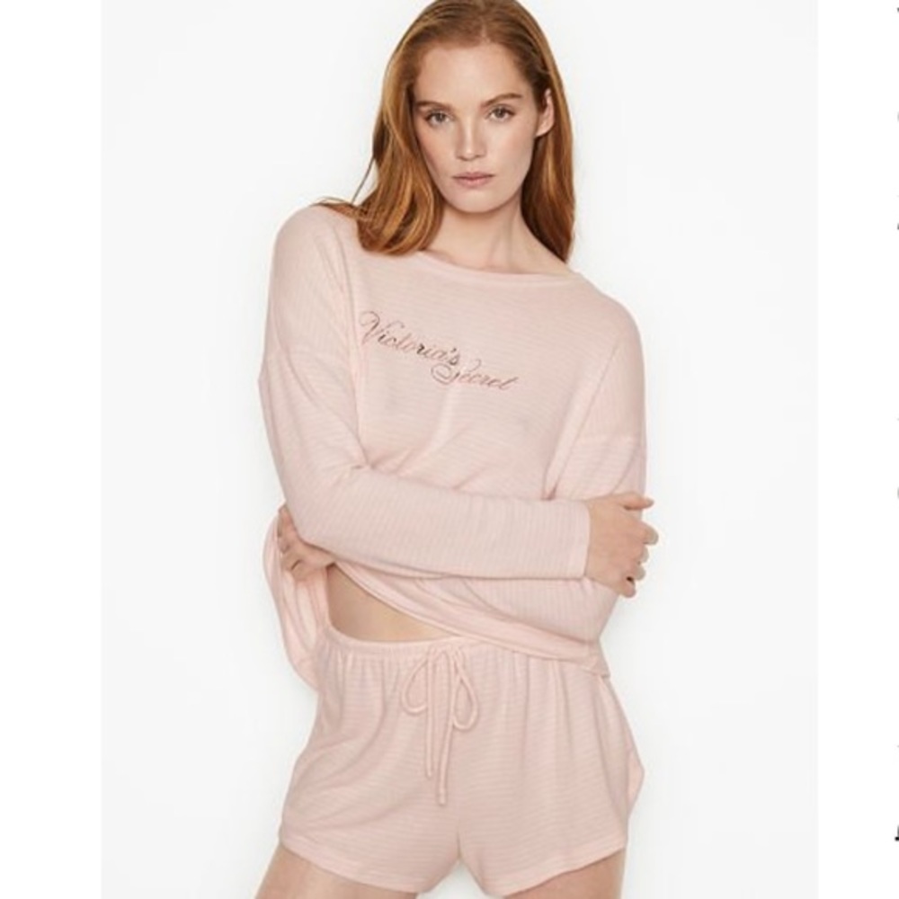 Victoria's Secret cute short pajamas - Picture 1 of 1
